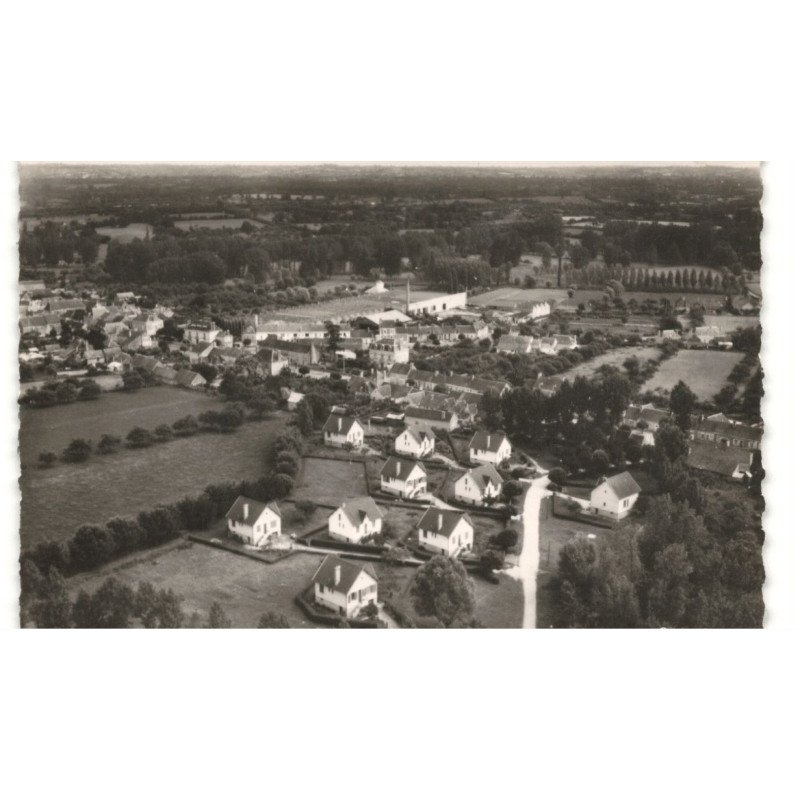CHAMPAISSANT: nouvelle cité vue aérienne 10X15 - très bon état