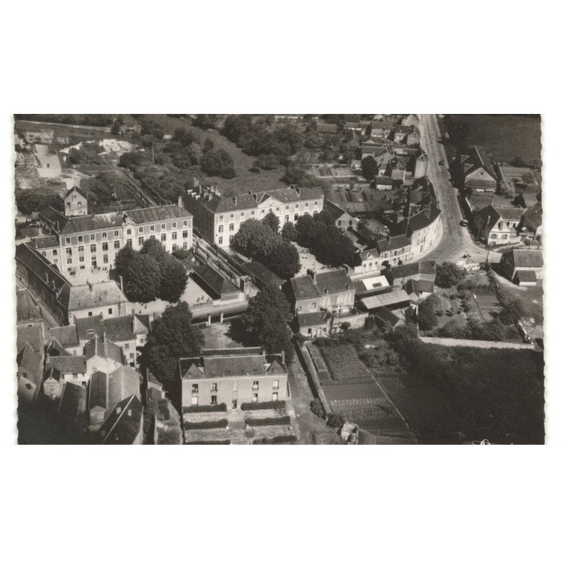 SAINT-CALAIS: les écoles jules ferry et paul bert vue aérienne 10X15 - très bon état