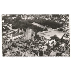 LE MANS: place des jacobins, la cathédrale et le théâtre vue aérienne 10X15 - très bon état
