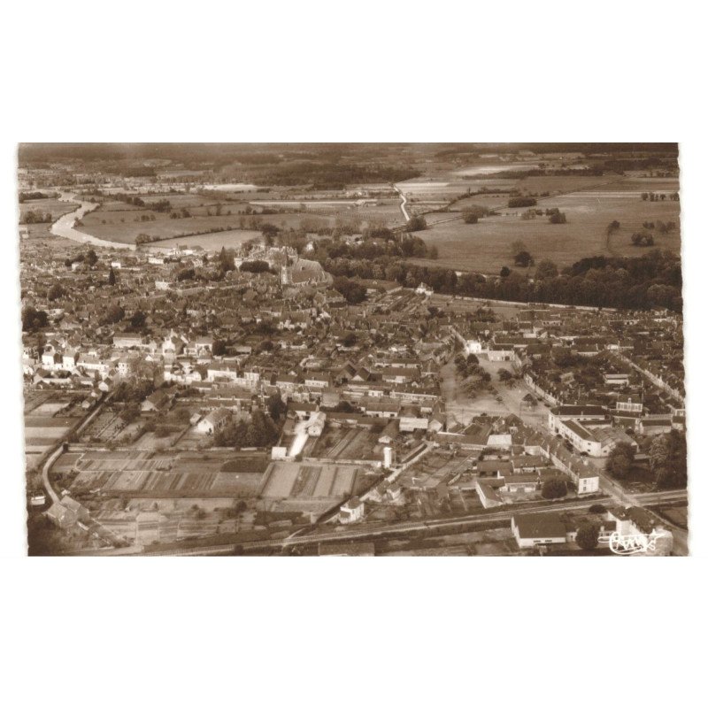 LE LUDE: vue aérienne 10X15 - très bon état