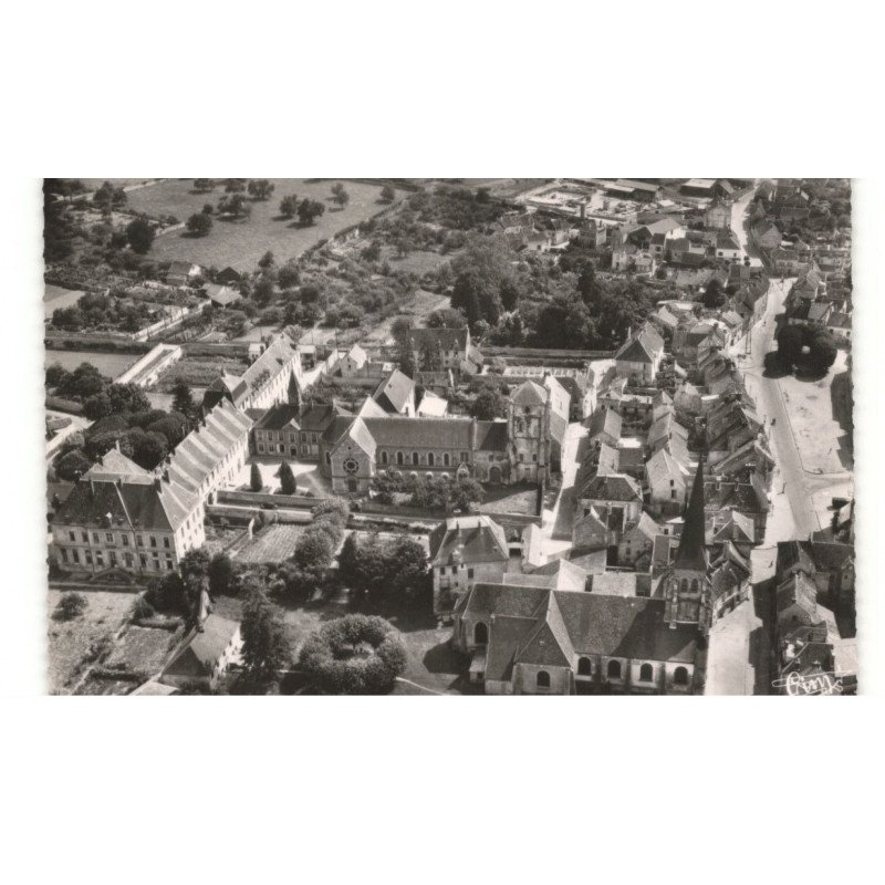 JOUARRE: l'église et de l'abbaye vue aérienne 10X15 - très bon état