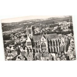 MEAUX: la cathédrale vue aérienne 10X15 - très bon état