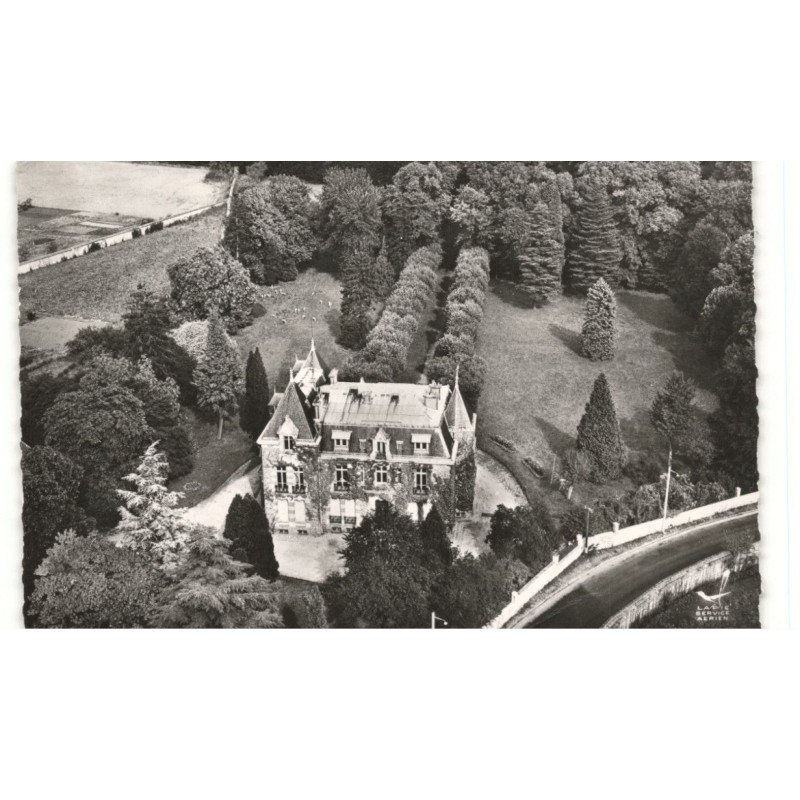 GRETZ-ARMAINVILLIERS: le château vue aérienne 10X15 - très bon état