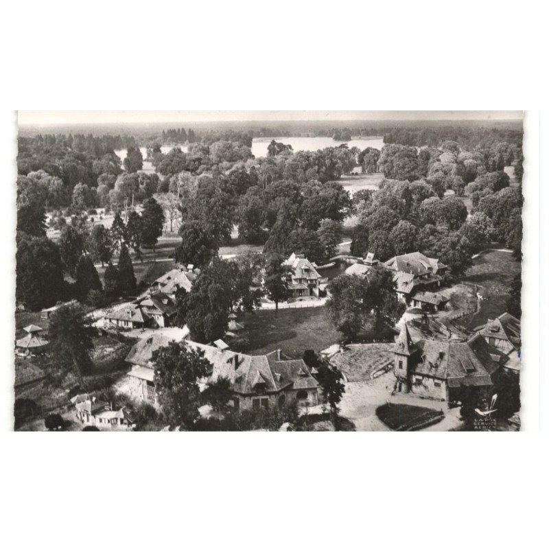 GRETZ-ARMAINVILLIERS: le château vue aérienne 10X15 - très bon état