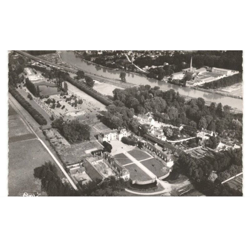 LAGNY: château de pomponne vue aérienne 10X15 - très bon état