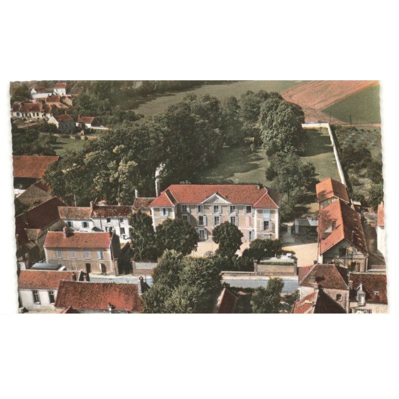 SALINS: le château vue aérienne 10X15 - très bon état