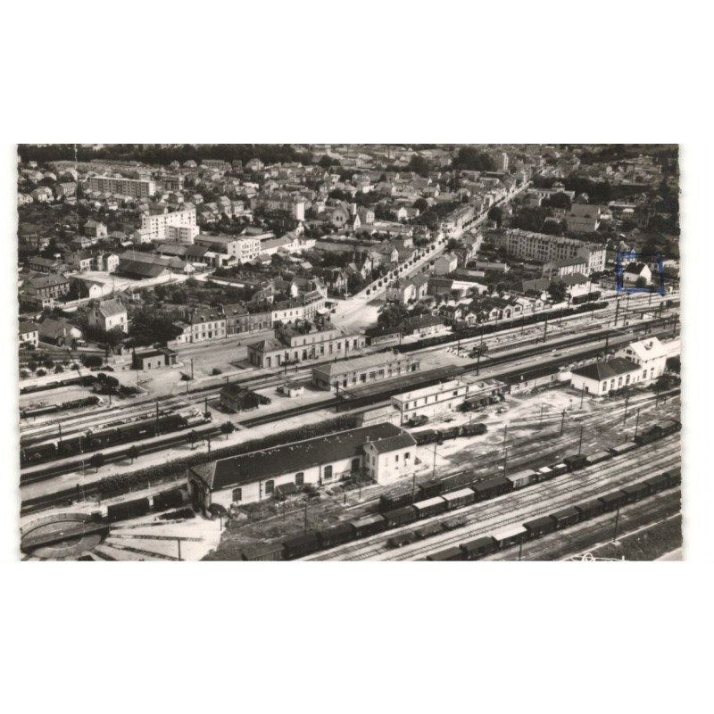 MONTEREAU: la gare vue aérienne 10X15 - état