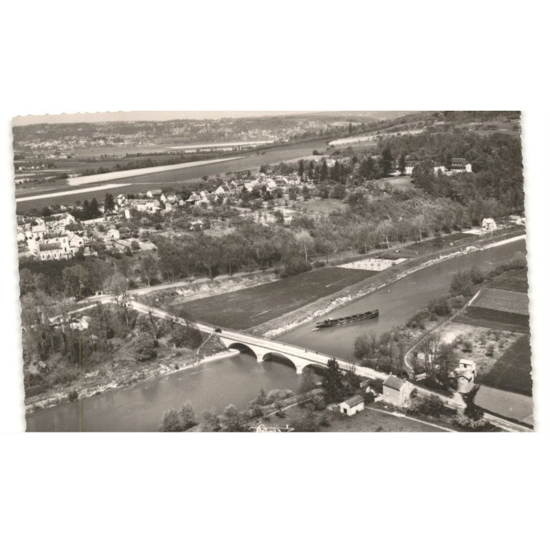 MERY-sur-MARNE: vallée de la marne vue aérienne 10X15 - très bon état