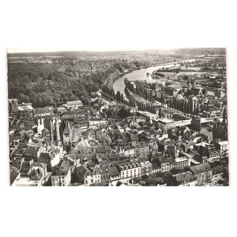MELUN: vue générale vue aérienne 10X15 - très bon état