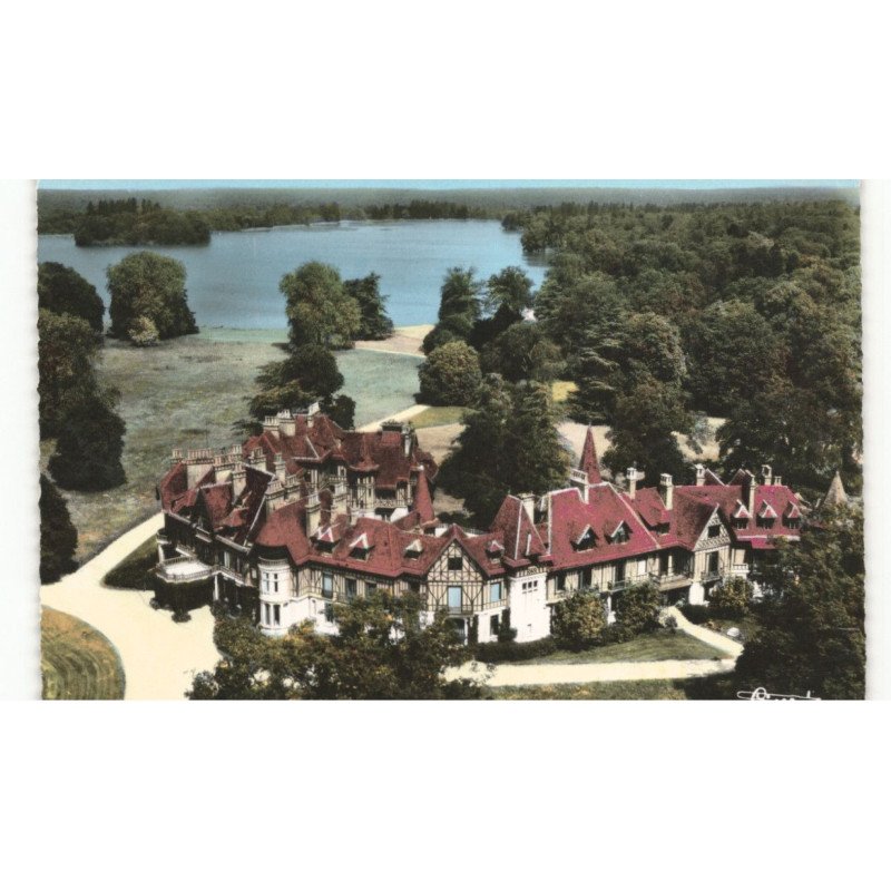 GRETZ-ARMAINVILLERS: vue du château vue aérienne 10X15 - très bon état