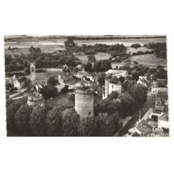 BLANDY-les-TOURS: vue générale du château féodal XIIIe et XVIe siècle vue aérienne 10X15 - très bon état