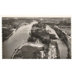 BOISSETTES: vallée de la seine base-école de yachting léger du touring club de france vue aérienne 10X15 - très bon état