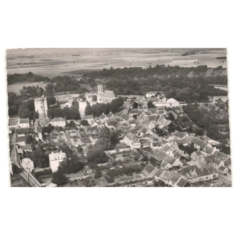 BLANDY-les-TOURS: château médiéval vue aérienne 10X15 - très bon état