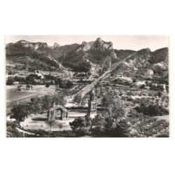 SAINT-REMY: vue panoramique, les antiques, glanom et le mont-gossier vue aérienne 10X15 - très bon état