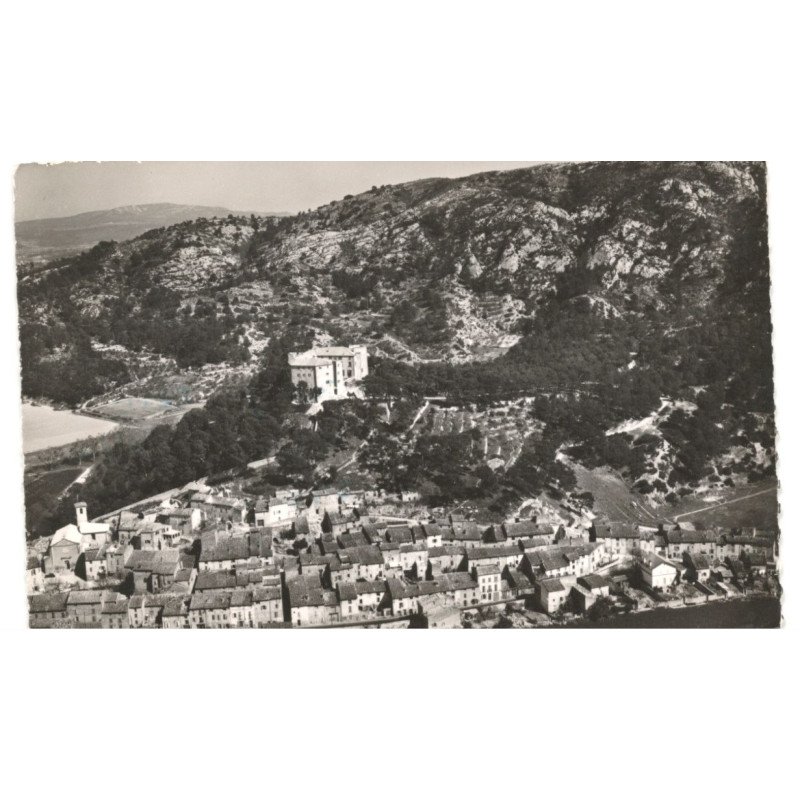 MEYRARGUES: vue générale, le village et le château vue aérienne 10X15 - très bon état