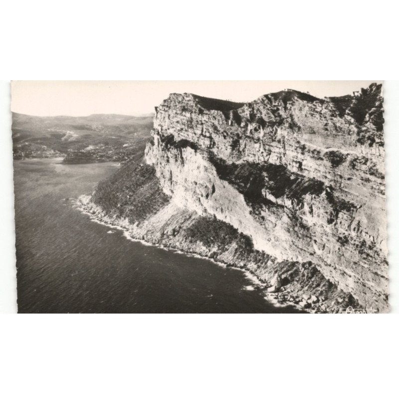 CASSIS: le cap canaille vue aérienne 10X15 - très bon état