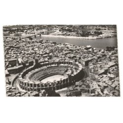 ARLES: les arènes, le rhône et pont de trinquetaille vue aérienne 10X15 - très bon état