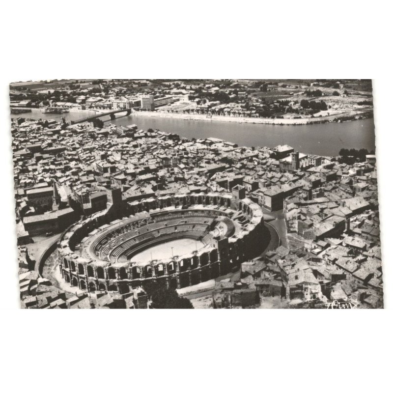 ARLES: les arènes, le rhône et pont de trinquetaille vue aérienne 10X15 - très bon état