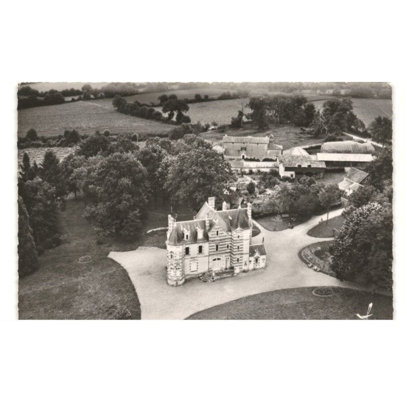 MENIGOUTE: château de montifaut vue aérienne 10X15 - très bon état