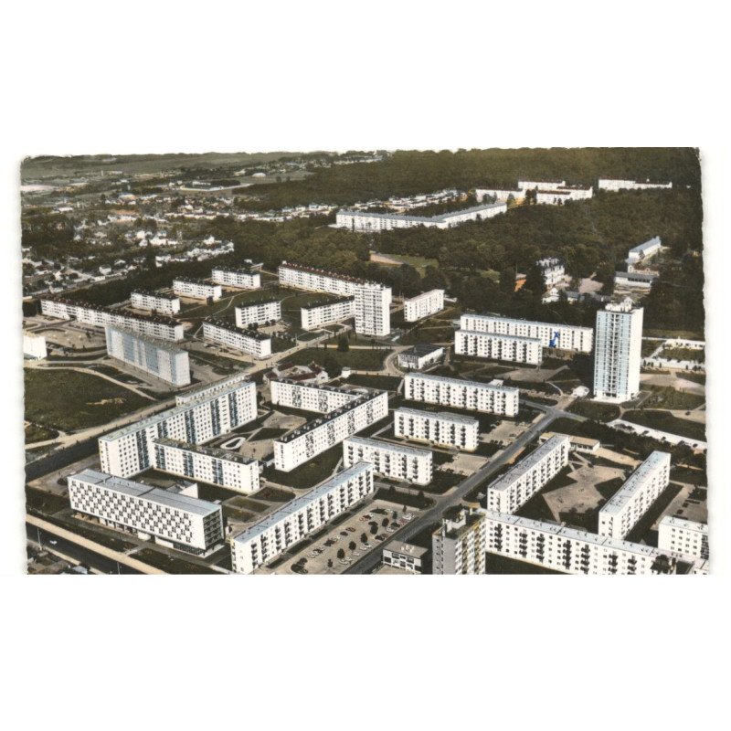 LES MUREAUX: les nouveaux quartiers vue aérienne 10X15 - très bon état