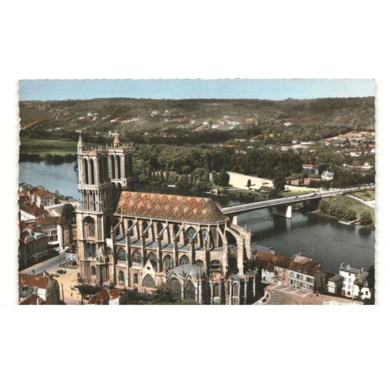 MANTES-la-JOLIE: collégiale notre-dame vue aérienne 10X15 - très bon état