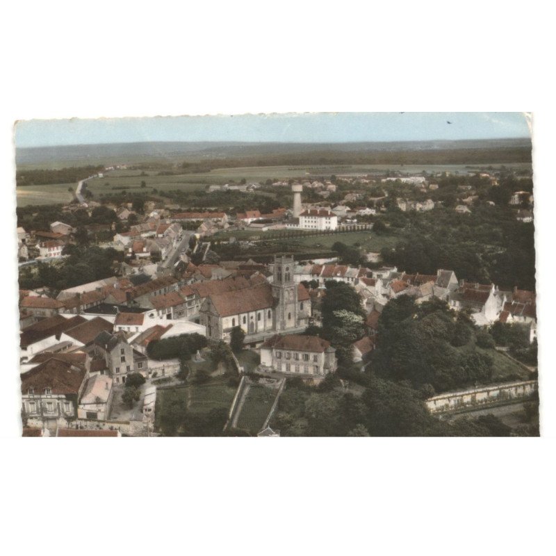 NEAUPHLE-le-CHATEAU: vue générale vue aérienne 10X15 - très bon état