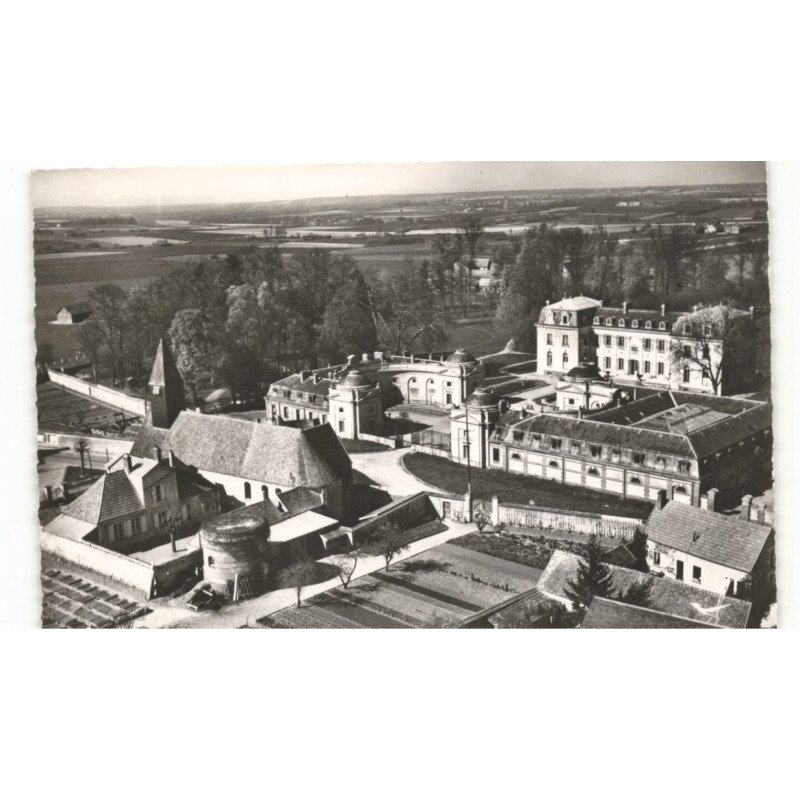 BEHOUST: le château vue aérienne 10X15 - très bon état