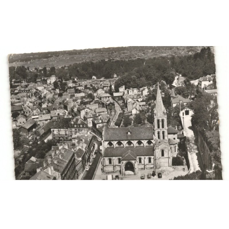 BOUGIVAL: l'église vue aérienne 10X15 - très bon état