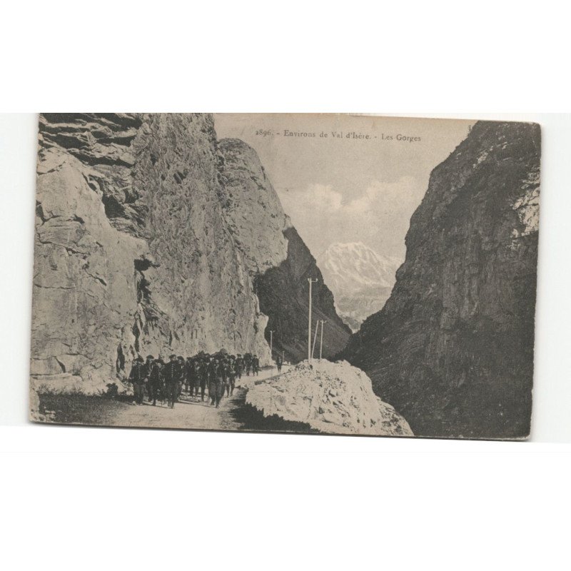 MILITAIRES CHASSEURS ALPINS: les gorges - très bon état
