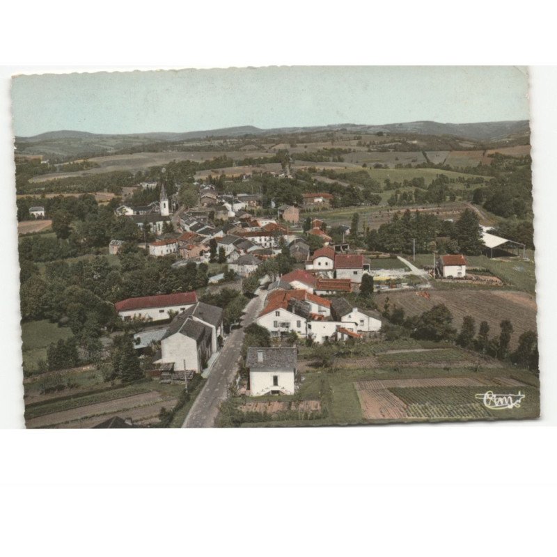 SAINT-PIERRE-de-TRIVISY: vue générale vue aérienne 10x15 - très bon état