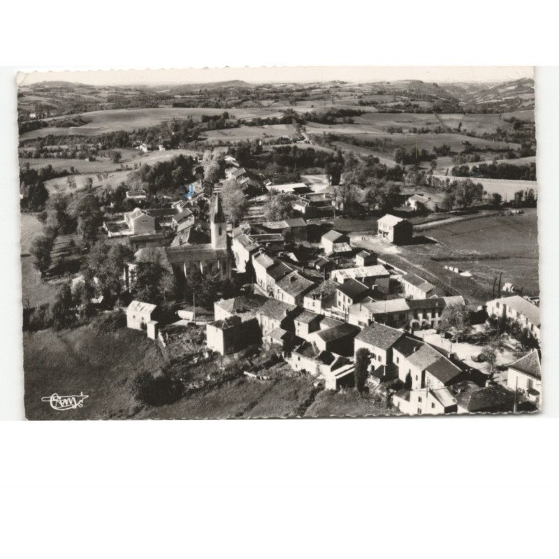 SAINT-PIERRE-de-TRIVISY: vue générale vue aérienne 10x15 - état