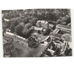 ABBEVILLE: l'hôtel de ville vue aérienne 10x15 - très bon état