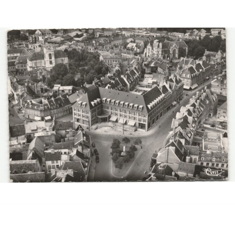 ABBEVILLE: l'hôtel de france vue aérienne 10x15 - très bon état