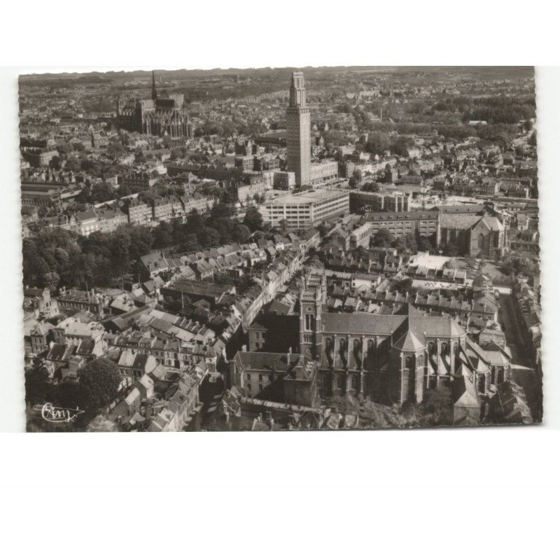 AMIENS: vue aérienne 10x15 - très bon état