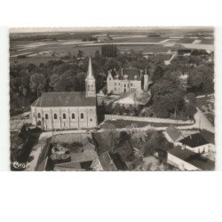 BAIZIEUX: l'église et le château vue aérienne 10x15 - très bon état