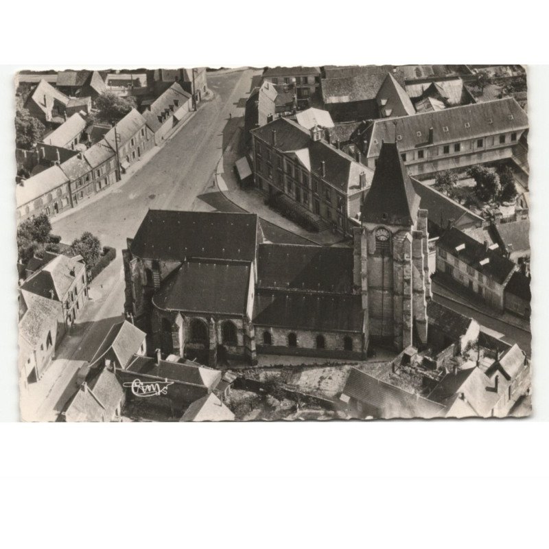 BRAY-sur-SOMME: l'église vue aérienne 10x15 - très bon état