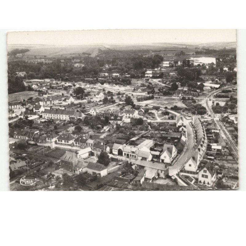 LONGPRE-les-CORPS-SAINTS: vue générale vue aérienne 10x15 - très bon etat