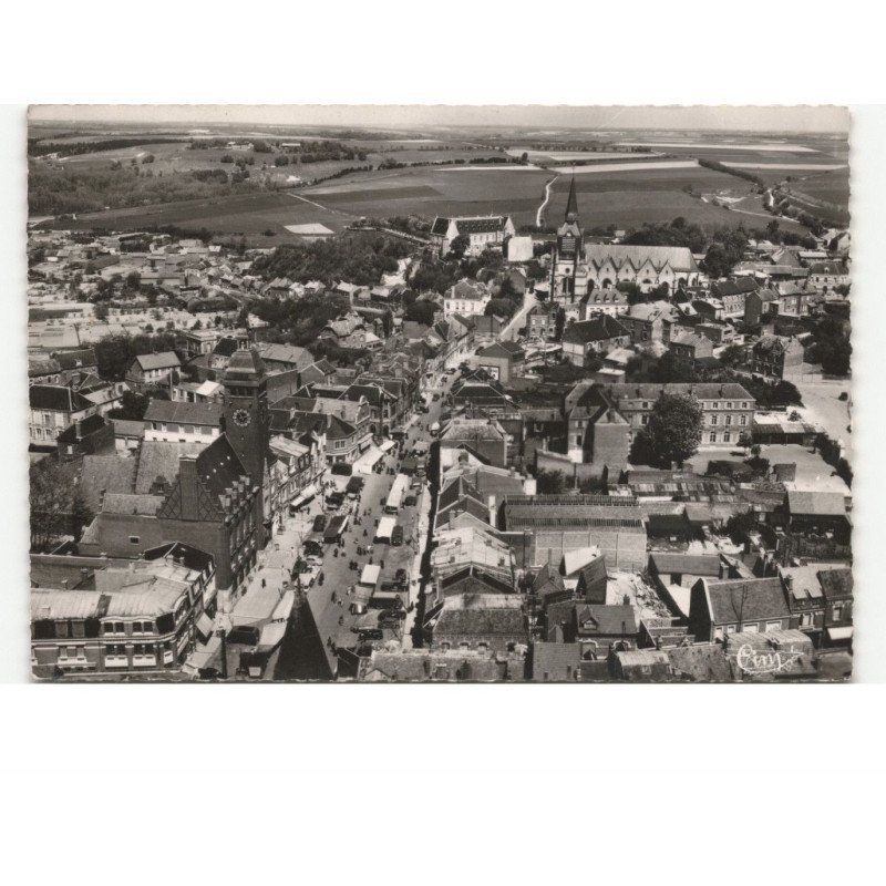 MONTDIDIER: vue générale vue aérienne 10x15 - très bon etat