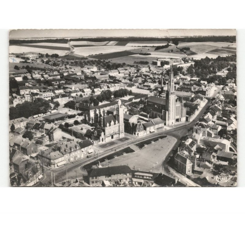 MOREUIL: la place vue aérienne 10x15 - très bon etat