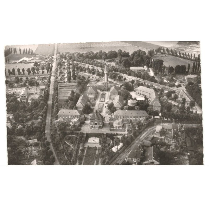 PERONNE: l'hopital et le stade: vue aérienne 10x15 - très bon etat