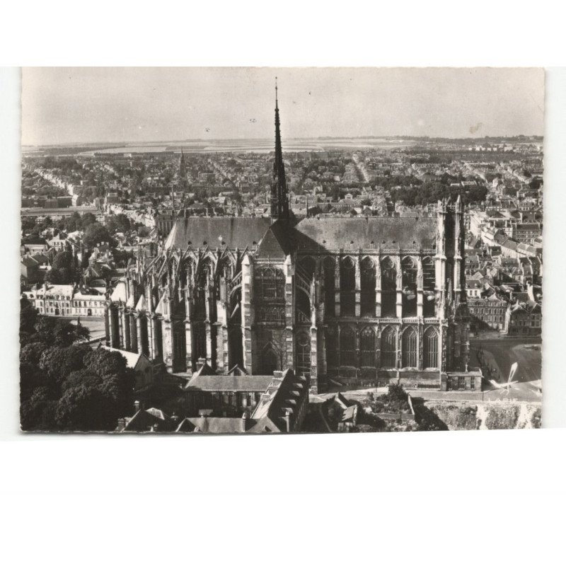AMIENS: la cathédrale, face nord vue aérienne 10x15 - très bon etat