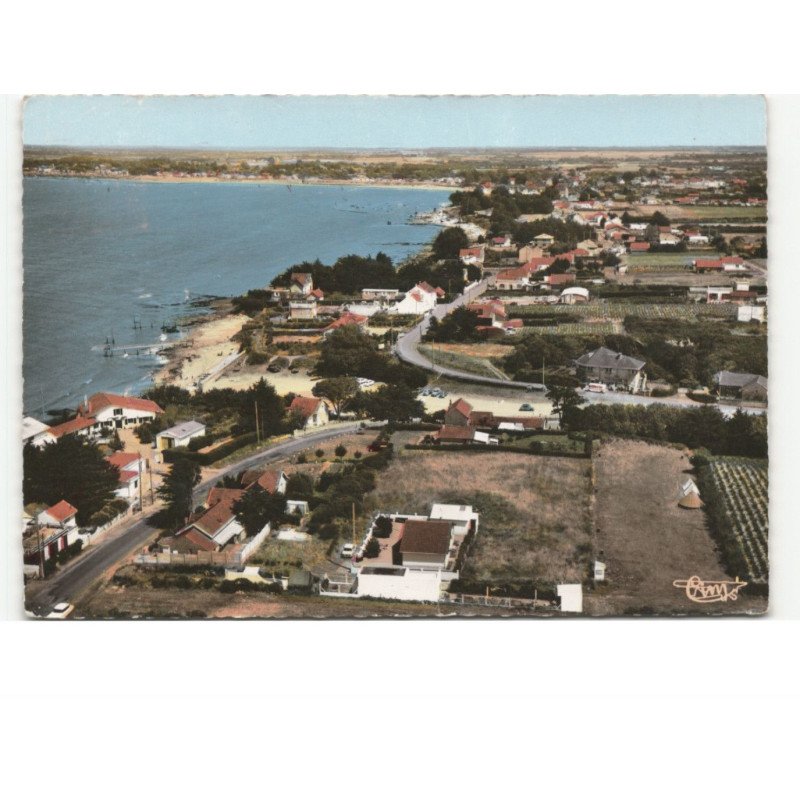 LA PLAINE-sur-MER: le port giraud vue aérienne 10x15 - très bon état