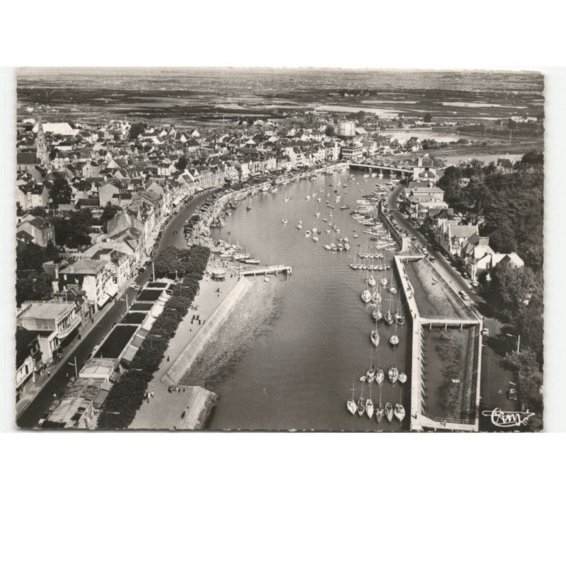 LE POULIGUEN: le port vue aérienne 10x15 - très bon état
