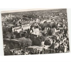 CHATEAUBRIANT: les ruines du château et la torche vue aérienne 10x15 - très bon état