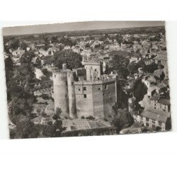 CLISSON: le château féodal: vue aérienne 10x15 - état