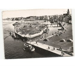 LE CROISIC: entrée du port et vue générale vue aérienne 10x15 - état
