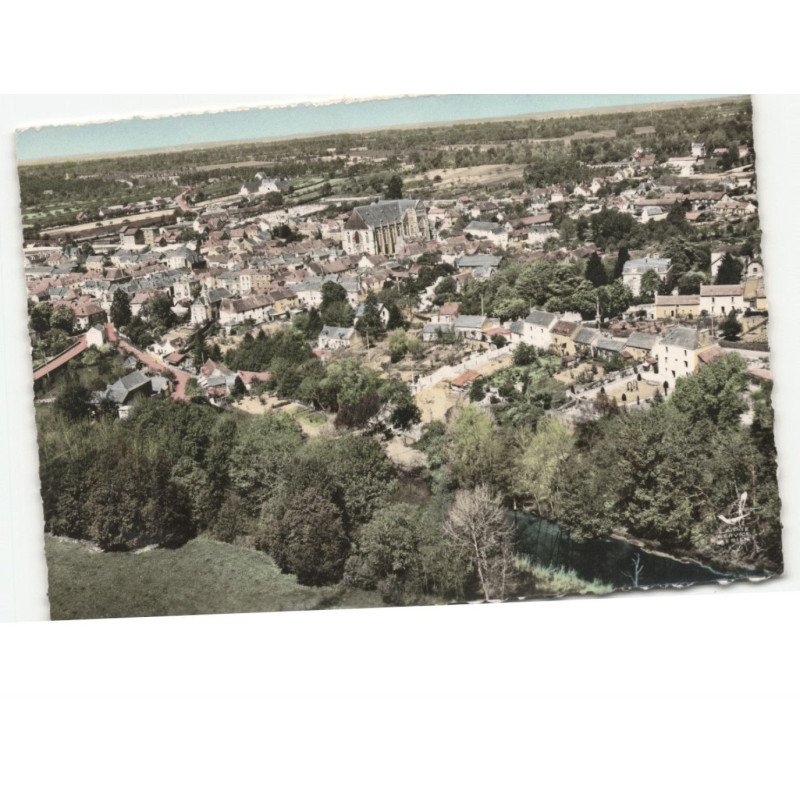 GUEMENE-PENFAO: vue générale et le don au premier plan vue aérienne 10x15 - trsè bon état