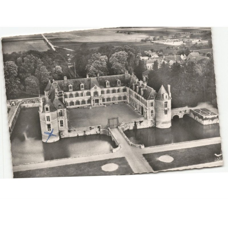 AVARAY: le château vue aérienne 10x15 - très bon état