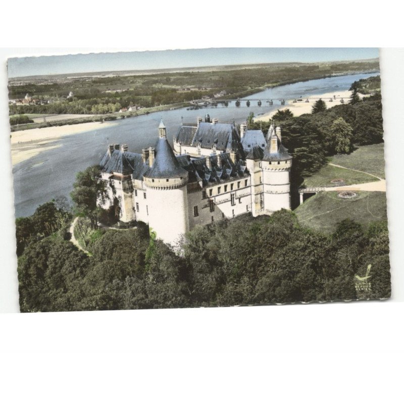 CHAUMONT-sur-LOIRE: le château vue aérienne 10x15 - très bon état