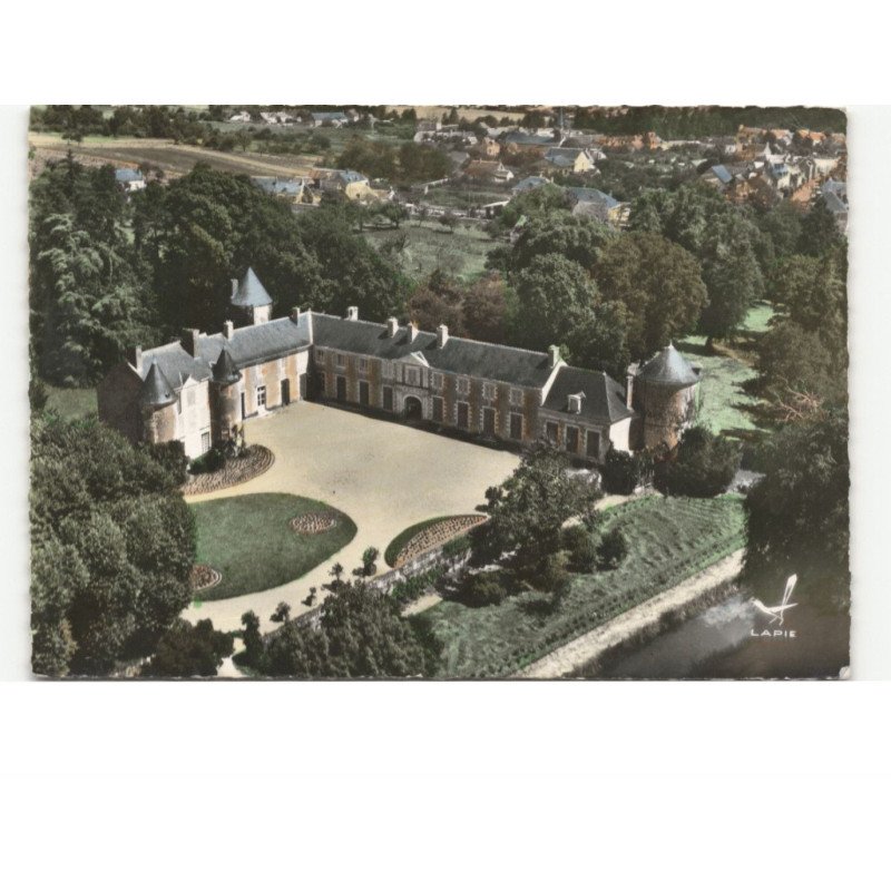 MONTEAUX: le château vue aérienne 10x15 - état
